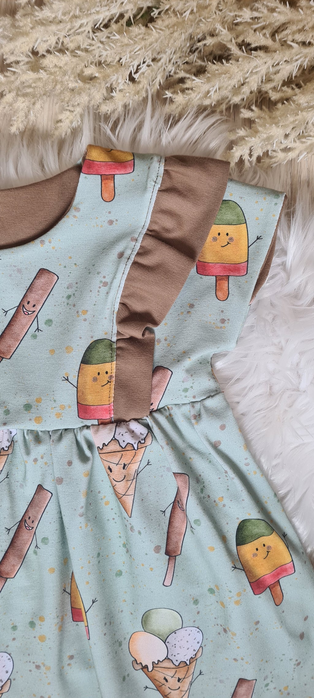 Kinder Tunika Kleid "Eis" Detailansicht Eis-Design, Jersey 95% Baumwolle 5% Elasthan, Gr. 62–128 | Little Falili
