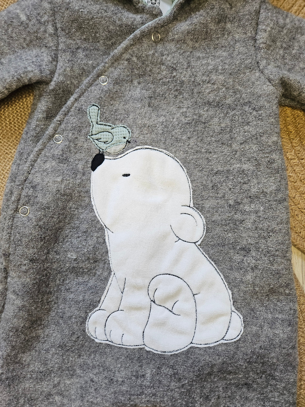 Detailsansicht Stickmotiv Eisbär