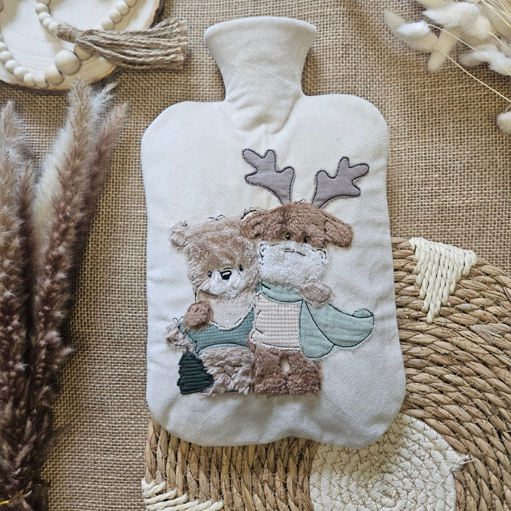 Wärmflasche „Friends“ mit handgefertigtem Minky-Fleece-Bezug von Little Falili