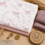 French Terry „Lotti" gefaltet mit selbst gezeichnetem Axolotl-Design – 95% Baumwolle, 5% Elasthan, Reaktivdruck | Little Falili
