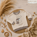 Kinder-Pullover „Bär & Otter“ aus Waffelstrickjersey mit Bär- und Otter-Stickerei