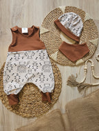 Baby Strampler "Roboter" in Kupfer und Beige mit passendem Halstuch  – handgenäht, Mütze separat erhältlich, Little Falili