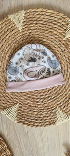 Baby Beanie-Mütze "Otter Ballon" handgemacht aus Jersey, 95% Baumwolle 5% Elasthan – passend zur Strampler-Kollektion | Little Falili
