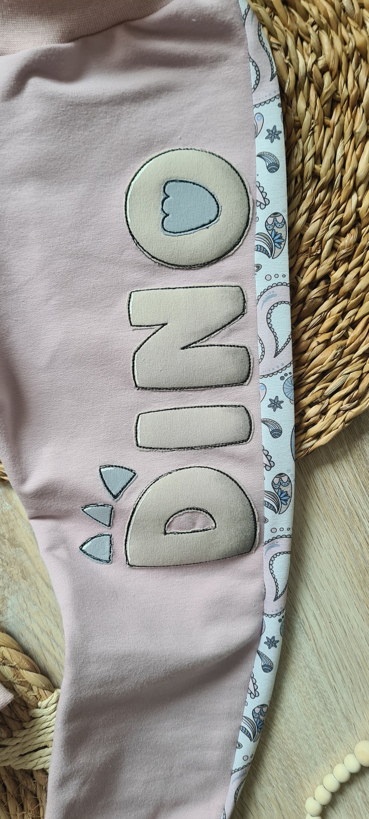 Hose & Pullover „Girly Dino“
